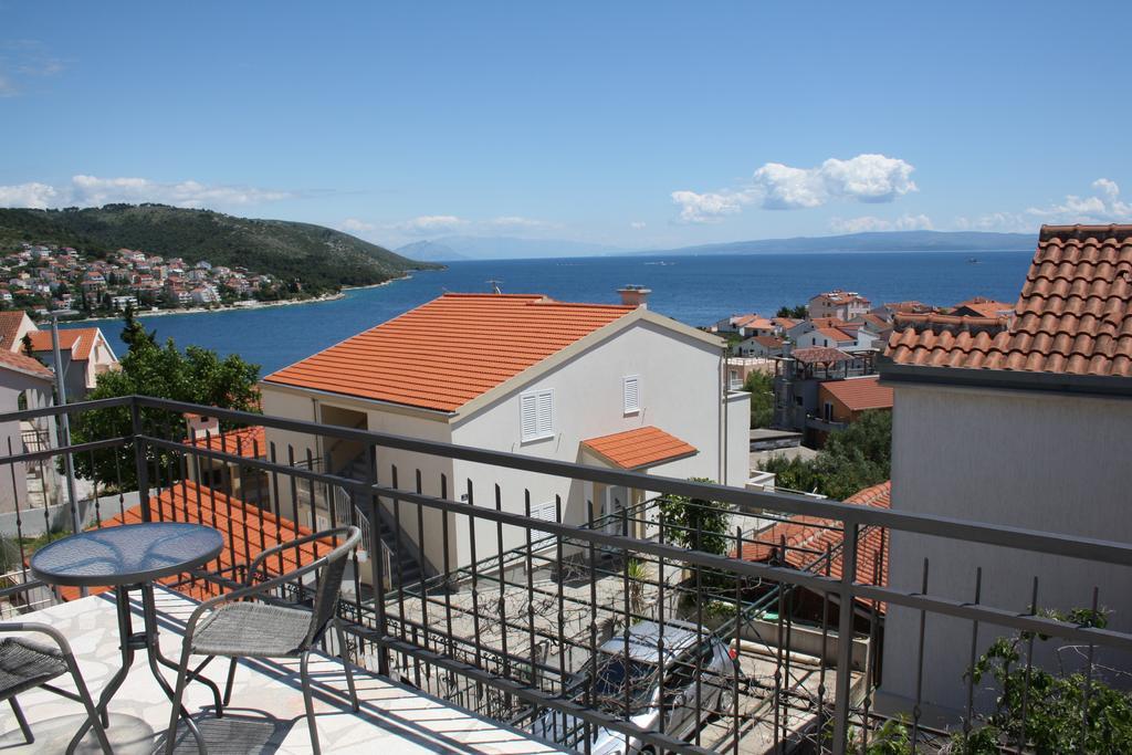 Apartments Šuker Trogir Buitenkant foto
