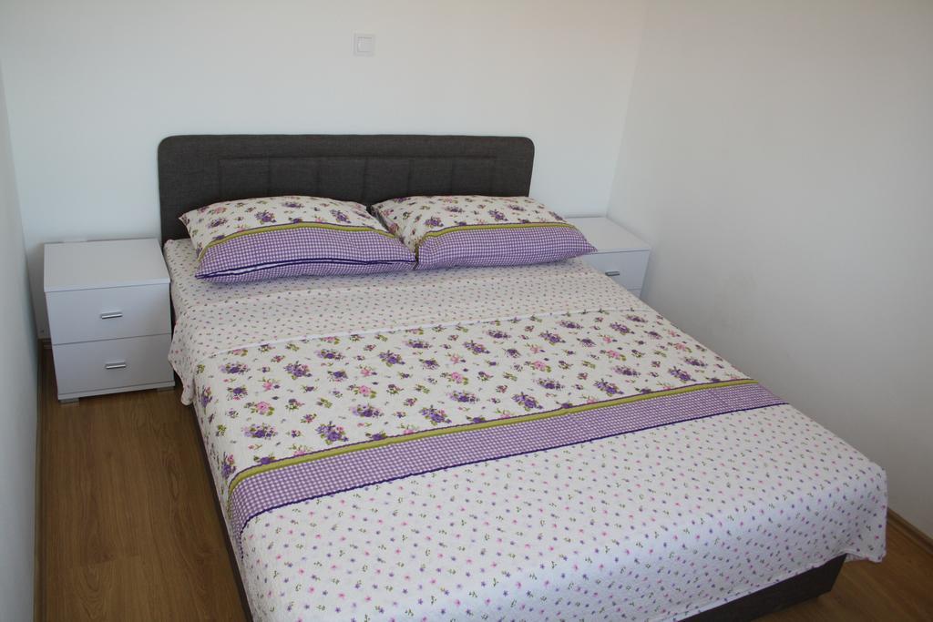 Apartments Šuker Trogir Buitenkant foto