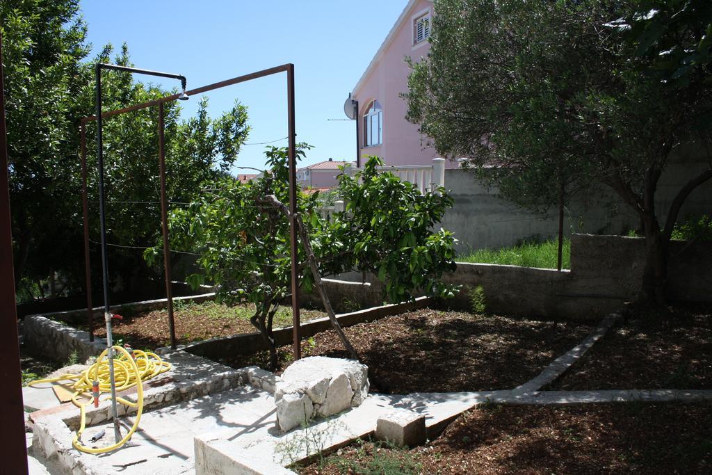 Apartments Šuker Trogir Buitenkant foto