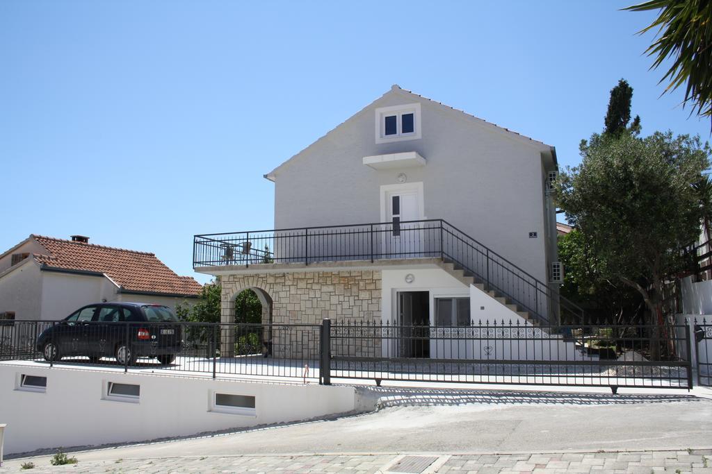 Apartments Šuker Trogir Buitenkant foto